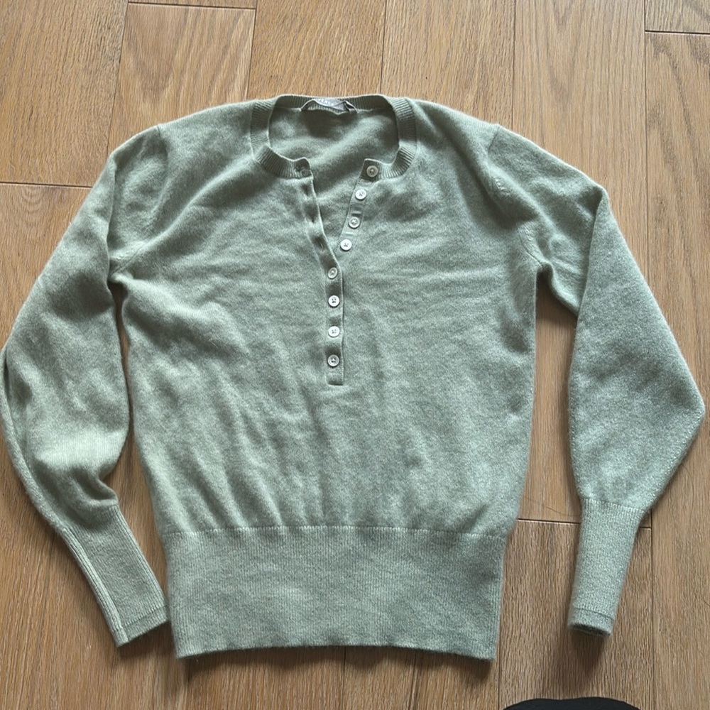 Everlane Cashmere Henley